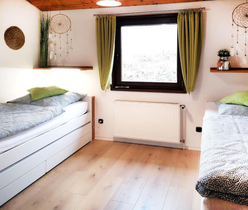 Ferienhaus Lena Im Sauerland Direkt Am Hennesee Meschede Luaran gambar