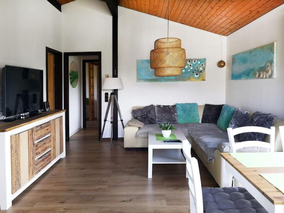 Ferienhaus Lena Im Sauerland Direkt Am Hennesee Meschede Luaran gambar